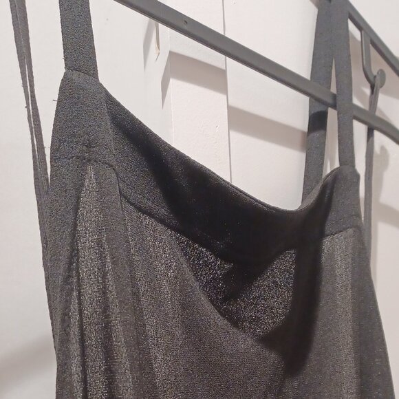 Backless long dress A.K.A. - Picture 2 of 5